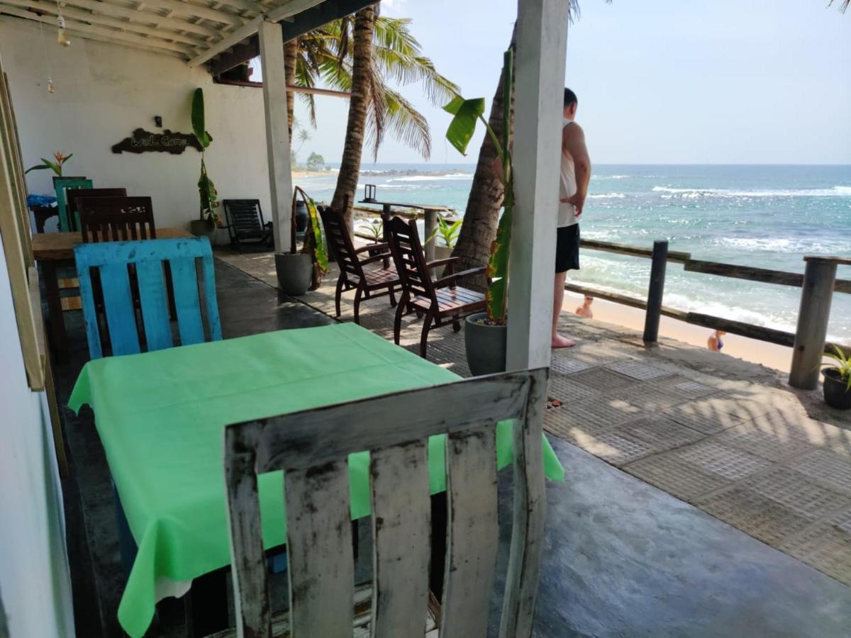 Fantasea Villa Unawatuna Exterior photo